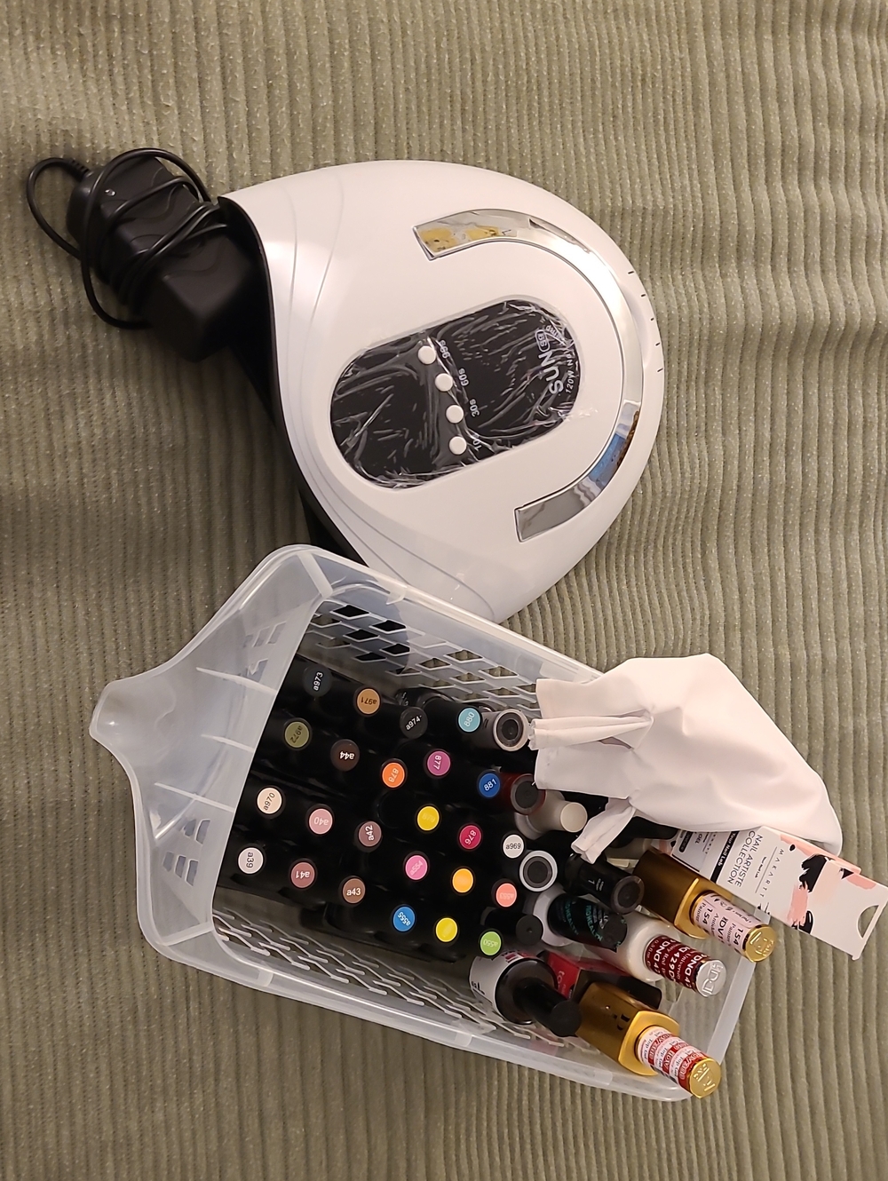 Gel Polishes With Lamp